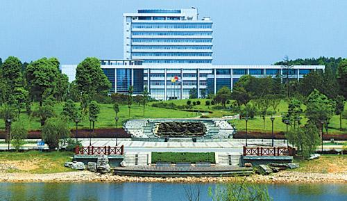長沙高新區打造中部產業金融新高地: 麓谷基金廣場