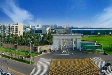 賀州市政府考察團來懷化高新區(qū)考察學習